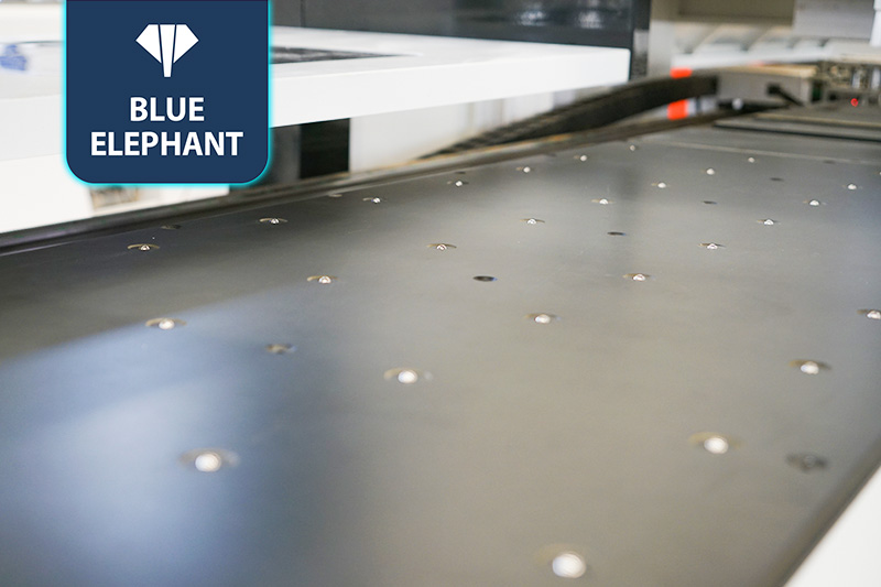 六面鉆帶回轉(zhuǎn)線